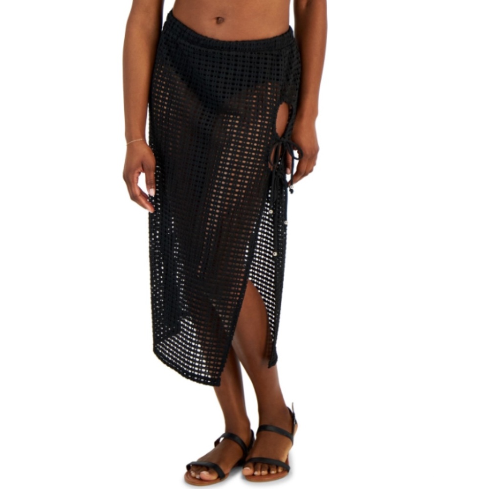 Miken Women's Crochet Side-Tie Skirt Cover-up